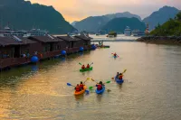 Hai Phong Floating House - บังกะโล