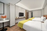 Qi'an Hotel (Nanning East Railway Station Branch) - شرفة