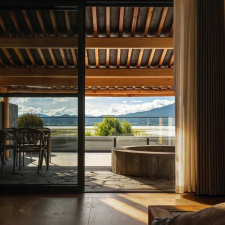 Private Hot Spring Homestay with Frontline Sea View, Star Tide Sea, Fishing Village of Lashihai