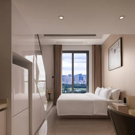 Yunweiting Serviced Apartment (Nanyue Metro Station, Shenzhen)