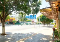 Haohan Select Hotel (Wenshan South Coach Station Branch) - vue sur la montagne