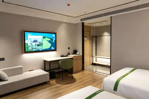 GreenTree Inn Express Hotel (Hotan Tuancheng Scenic Area) - New