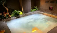 Country Inn＆ Suites(Aksu Municipal Government Airport Branch) - Hot Springs