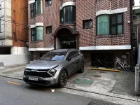 [Free parking for 1 car] Maximum 5 people Seokchon Tomb 5 minutes on foot -  Ferienhäuser