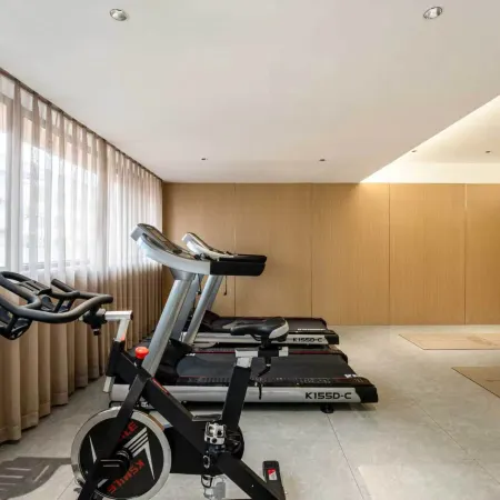 Urba S Hotel (Wanbao Plaza, Longyan Railway Station)