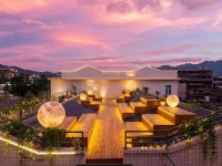 Moonlight Escape S HOTEL(Jieyang Jinxianmen Branch) - Parkplatz