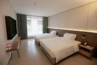Xianghe Hotel - balcony