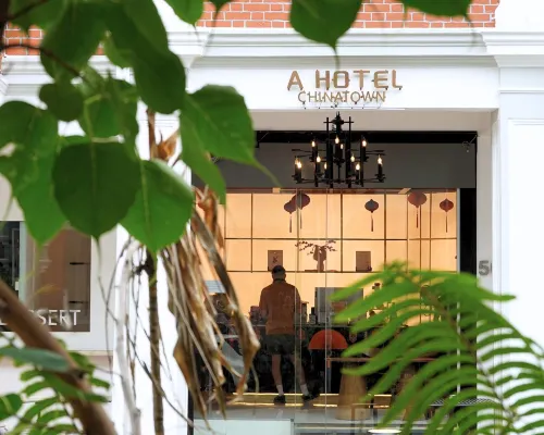A Hotel Chinatown, 13 Hrs, Stay from 8PM to 9AM Hotels near Outram