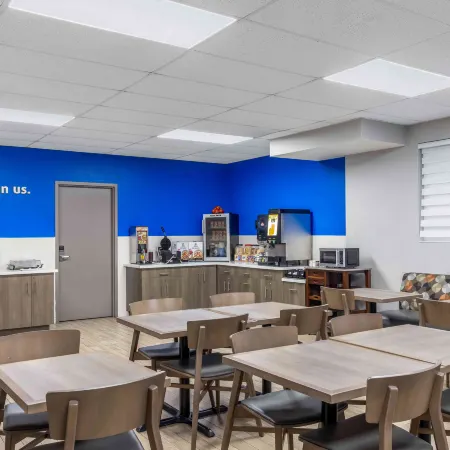 Days Inn by Wyndham Leamington