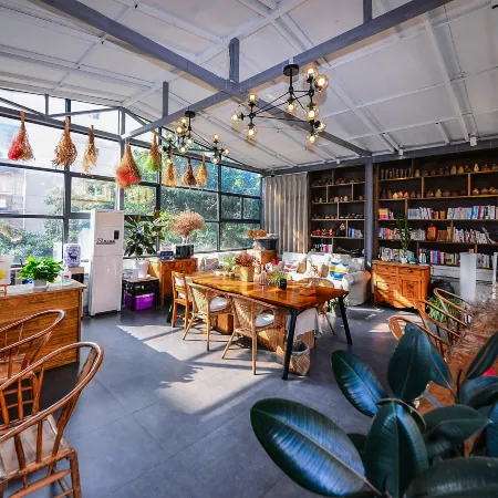 Baxi Youth Hostel