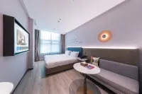 Manqu Hotel (Xizhimen Finance University Zoo Branch) - Uima-altaat