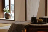 Floral Lux Hotel · fan Dust Home New Song Dynasty Luxury and Hidden Designer Guesthouse