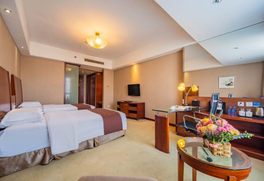 이비스 스타일 다롄역 로비