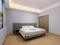 HydePark International Residence(Nanshan Houhai Subway Station) Hotels near Poly Theatre
