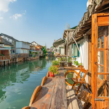 Corner Inn (Zhujiajiao Ancient Town) Hôtels à proximité de : Parc à thème Oriental Land