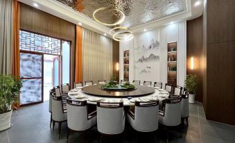 New Beacon Yunman Internation Hotel (Yingshan Tourist Center Chaxiang Small Town)