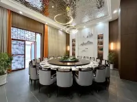 New Beacon Yunman Internation Hotel (Yingshan Tourist Center Chaxiang Small Town) Hotels in Yingshan