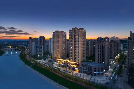 TINGLAN HOTEL Отели рядом с достопримечательностью «Xilai Ancient Town»