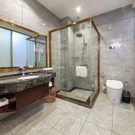 Yumawan Hot Spring Hotel (Anshunxi High-Speed Railway Station Olympic Sports Center)