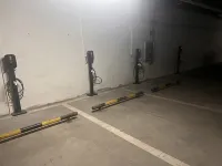 Magnotel Hotel (Anshan Wanxianghui Railway Station) - Parking