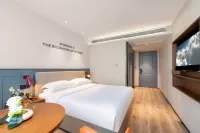 City Comfort Premier Hotel (Bozhou Weiwu Plaza) - Esports
