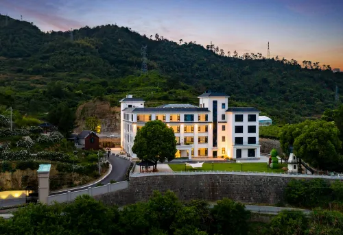 Floral Hotel·Qiandao Lake Manshanhong Hotel - สระว่ายน้ำส่วนตัว