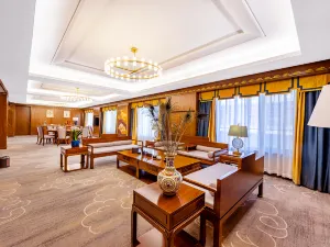 Nyetsang Grand Hotel