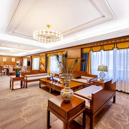 Nyetsang Grand Hotel
