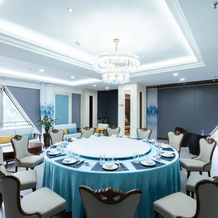 Yuanwang Yuanmeng Hotel (Yinchuan Desheng Industrial Park)