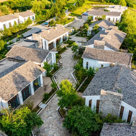 Aoshan stone house Отели в г. Тайбай