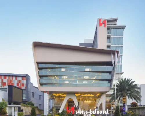 Swiss-Belhotel Jambi Hotels in Jambi