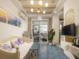 Chaoyue Haiyun Homestay (Sanya Bay Branch)