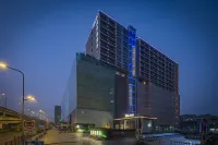 Unikue Hotel (Chengdu Jinli Wuhou Temple) Hotels near Qili Commercial Street