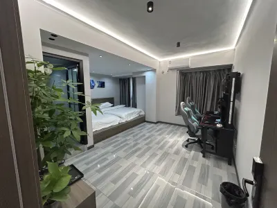 Deep Sea E-sports Hotel Hotels near Yan He Wujiang Shan Xiabai Li Gallery