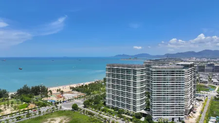 Sanya Bohai Hotel (Nanshan Temple Yazhou Bay Beach) Отели рядом с достопримечательностью «Yacheng Confucius Temple»