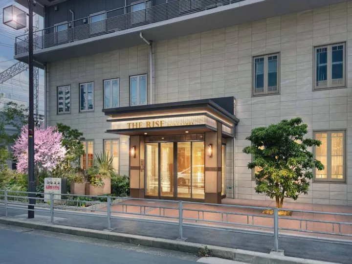 Nest&Rise Osaka Namba Hotel