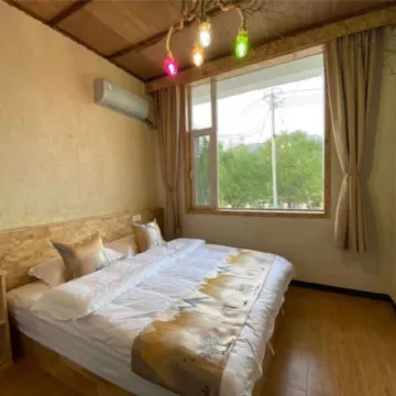 Ban Shan Yun Su (Zhang Lizhuang Village)