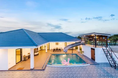 Full Moon Bay Villa - Hua Hin Chaam فنادق في 