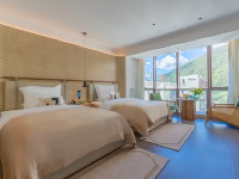 Howard Johnson Hotel Dust Settlement โรงแรมในปาร์คัม