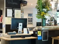 B&B HOME Vélizy Est Hotels in Yvelines