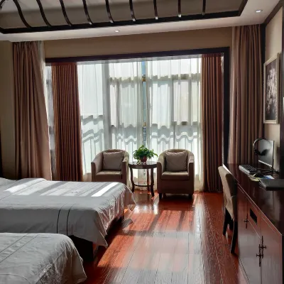 Lvcheng Garden Theme Hotel