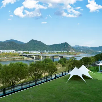 Yuefeng Jiajing Hotel