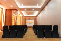 Starlet Hotel BSD City