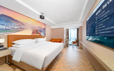 Vienna Hotel (Guangzhou Fangcun Huadiwan Subway Station Hotel)