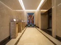 Xingyinyunduan Hotel (Guangzhou Changgang Subway Station) Hotels near Loft 345
