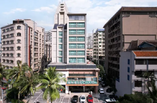 ECHARM Hotel (Haikou Provincial Government Riyue Square Duty Free Shop) Отели рядом с достопримечательностью «Main Plaza»