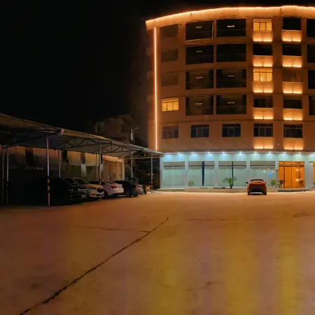 Laifengbenyi LF Hotel