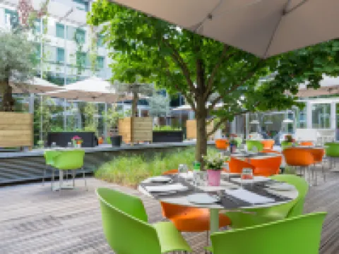 Thon Hotel EU โรงแรมใกล้มหาวิหารเซนต์มิคาเอลและเซนต์กูดูลา