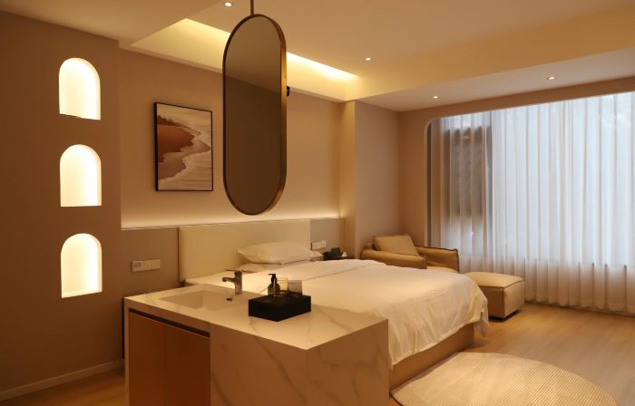 Longshan Yading Hotel