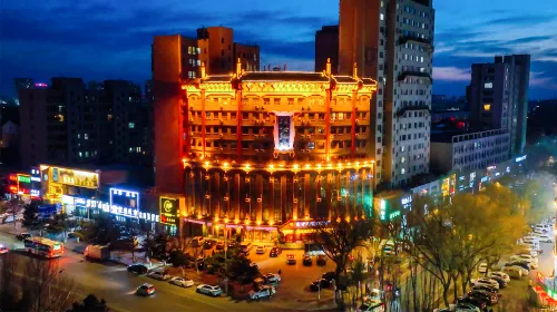 Shengshi Xianglong Hotel فنادق في تونغ لياو